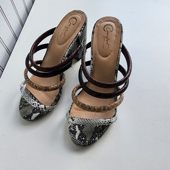 Comfort Est. 1946 Shoes Womens Snake Skin Chunky Heeled Open Toe Sandals Sz 6 - Picture 7 of 9
